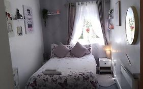 Bed And Breakfast Double Room Chester City Centre, Free Parking